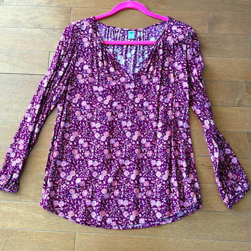 Old Navy Floral Top in Medium